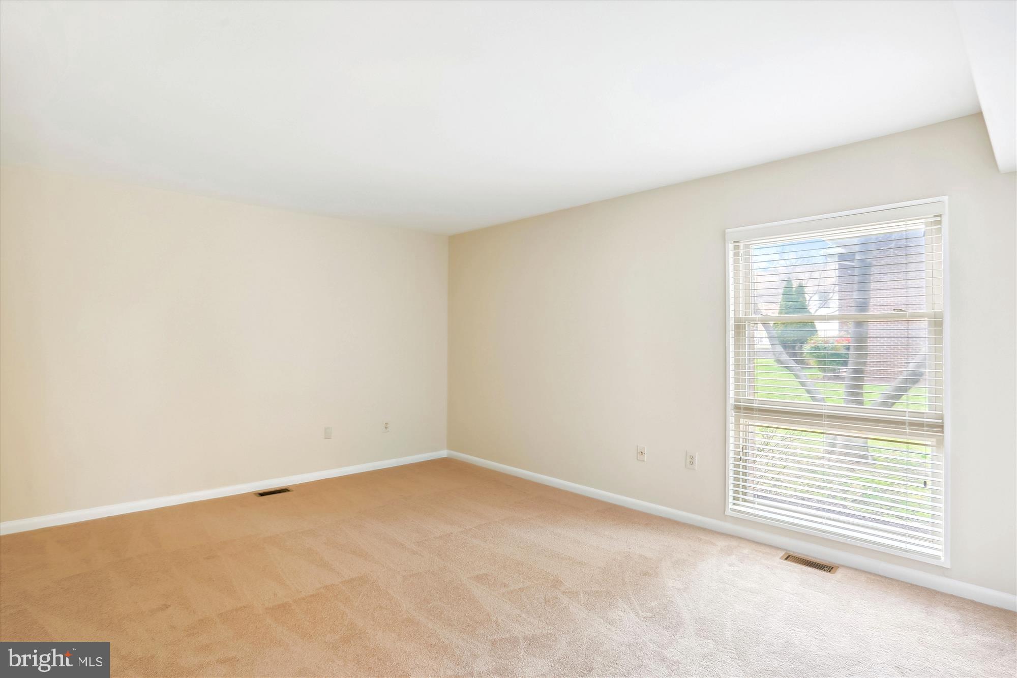 MONTGOMERY MUTUAL COOP - Residential