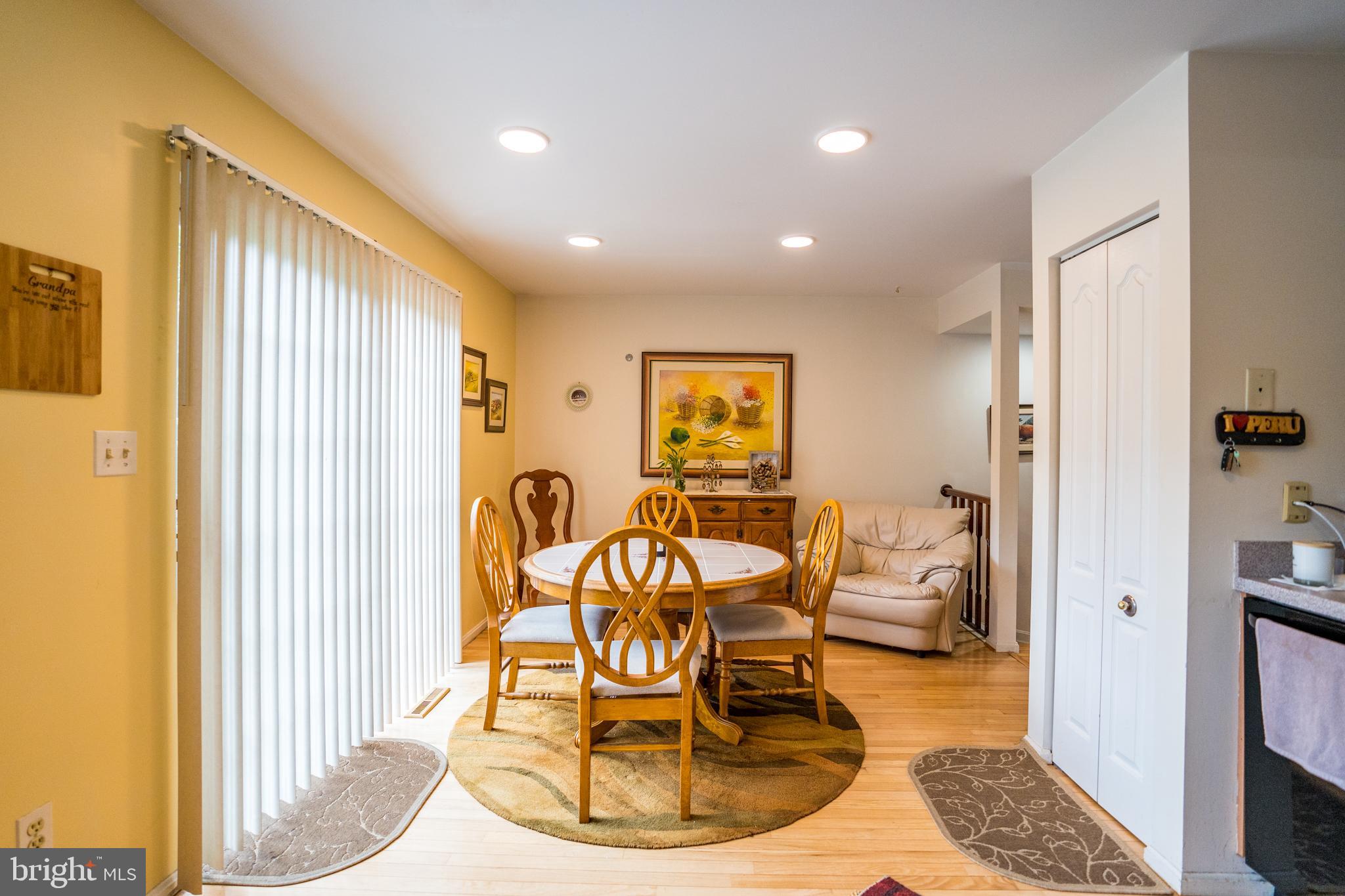 TIMBERGROVE - Residential