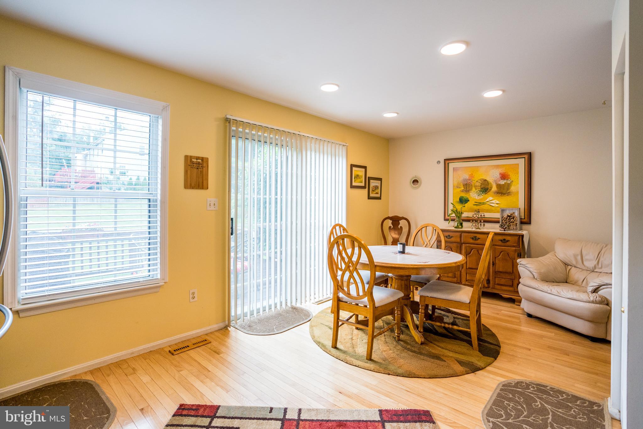 TIMBERGROVE - Residential