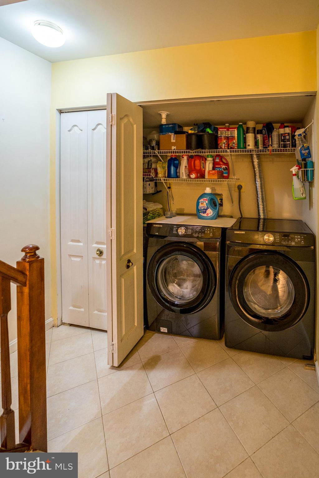 TIMBERGROVE - Residential