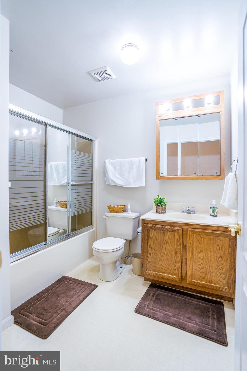 TIMBERGROVE - Residential