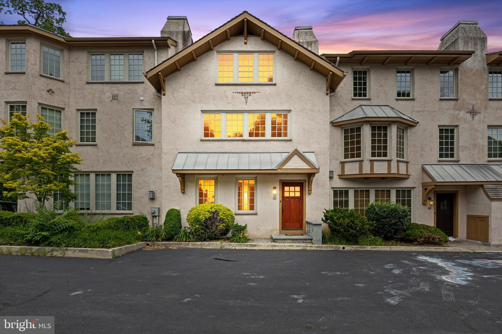 Magnificently Renovated Townhome in the Heart of Media Borough
Welcome to 121 Valley Place—a stunningly renovated 5-bedroom, 3.5-bathroom townhome nestled in the vibrant heart of Media Borough. This exquisite home offers the perfect blend of timeless charm and high-end finishes, all within walking distance to shops, dining, and everything else the neighborhood has to offer.
Step into the main level and experience the seamless flow from the spacious living room into a show-stopping kitchen. Featuring coffered ceilings, elegant ivory cabinetry with soft-close drawers, an 8-foot peninsula with seating, Level 3 granite countertops, an apron-front farmhouse sink, a professional-grade Thermador range and dishwasher, and a dual-zone beverage cooler—this kitchen is designed to impress and entertain. A dining area off the kitchen overlooks the deck, offering the perfect indoor-outdoor connection.
The wide-plank hardwood stairs lead to the second floor, where the luxurious primary suite awaits. This serene retreat features a cozy gas fireplace and a spa-inspired marble bathroom complete with a 6-foot shower, three shower heads, three body jets, dual vanities, built-in closets, and radiant heated floors. A second bedroom or ideal home office completes this level.
Upstairs, the third floor offers three generously sized bedrooms and another beautifully renovated marble bathroom with heated floors—perfect for family or guests.
The fully finished walk-out lower level adds incredible versatility with a large living area, a full bathroom, and access to a covered lower deck—ideal for relaxing or entertaining. An unfinished section provides ample storage space.
This home also features a rare, detached 2-car garage and is part of a well-maintained HOA, giving you peace of mind with included exterior maintenance and repairs.
Don’t miss your chance to own this extraordinary residence in one of Delaware County’s most desirable locations. Schedule your private showing today!