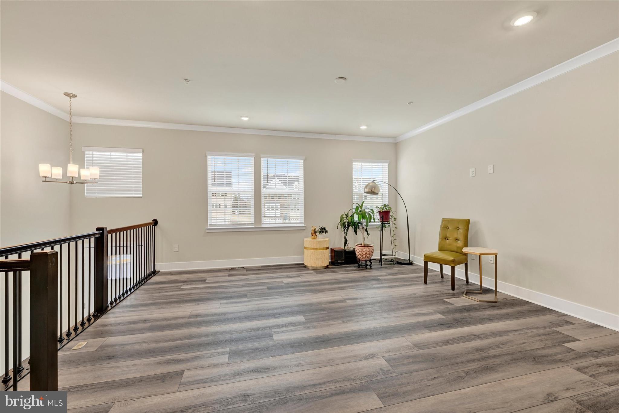 206 BIRDIE COURT