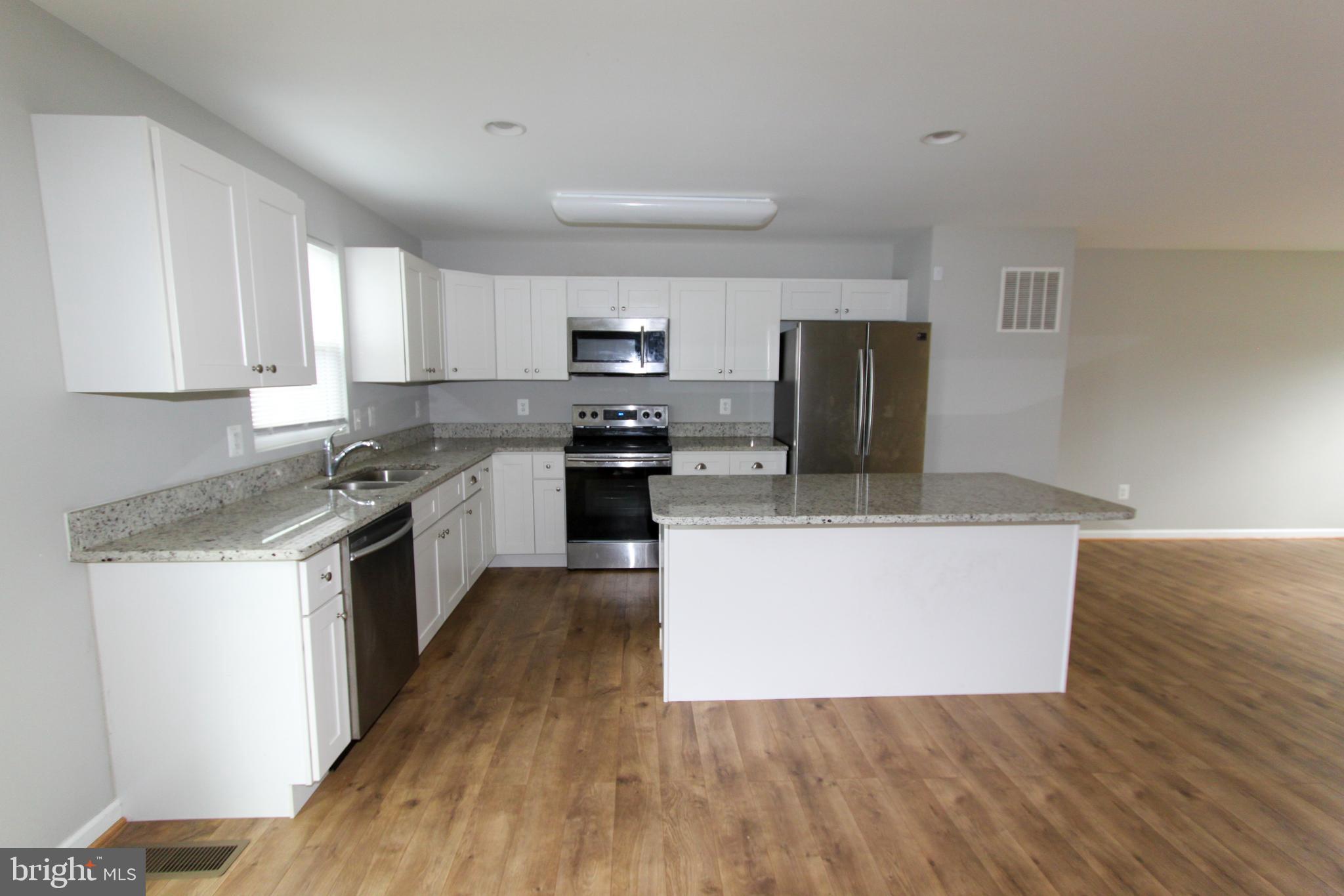 STONECREST - Residential Lease