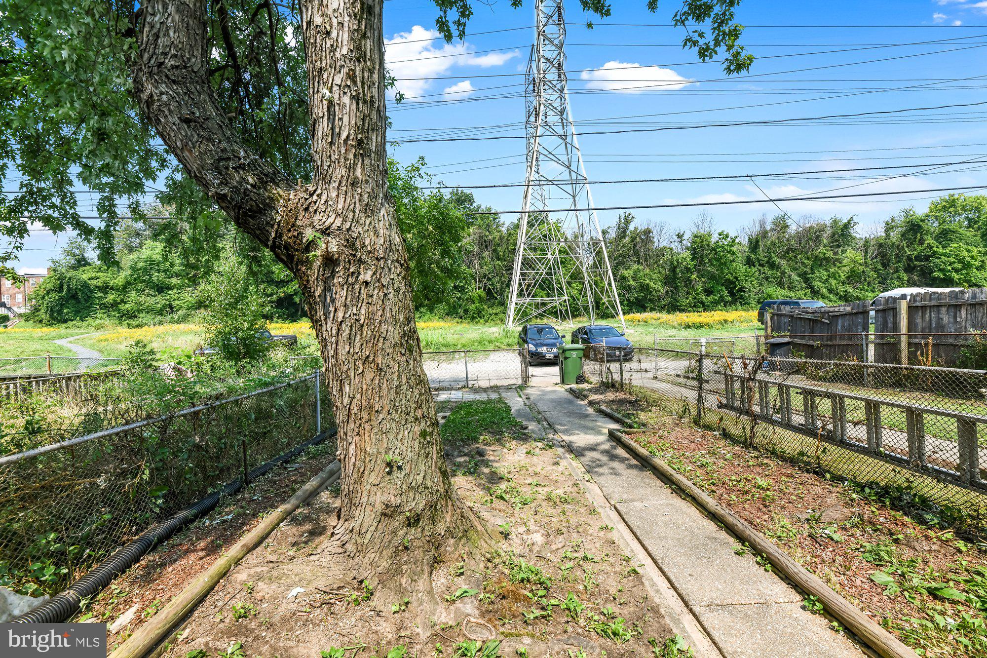 FRANKFORD - Residential