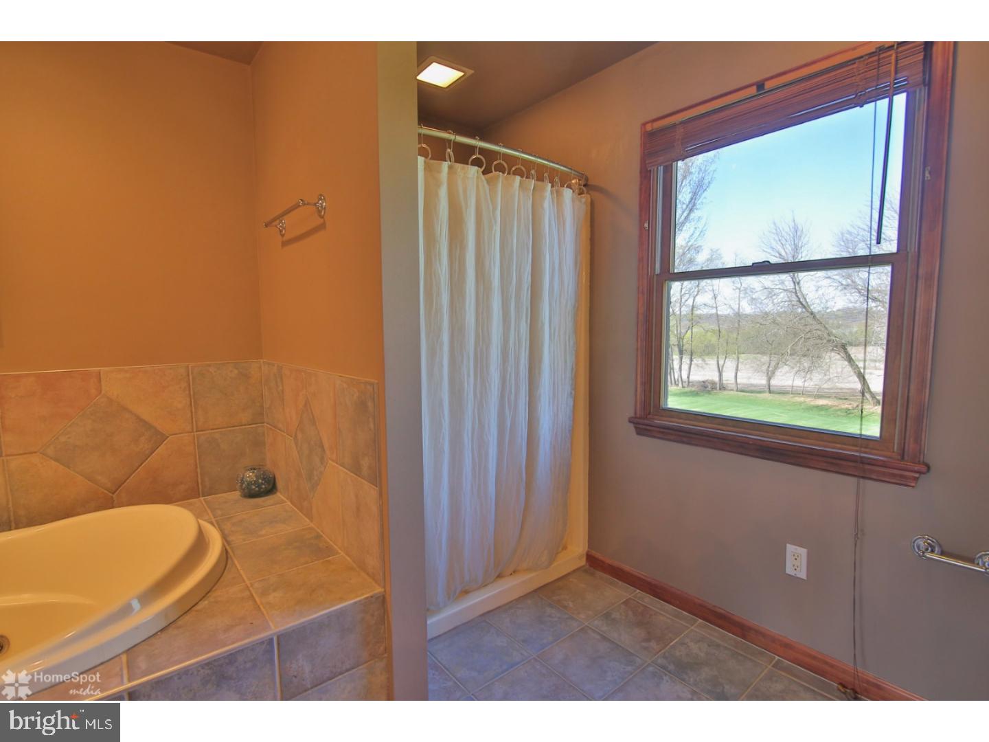 BRAMBLE RIDGE - Residential