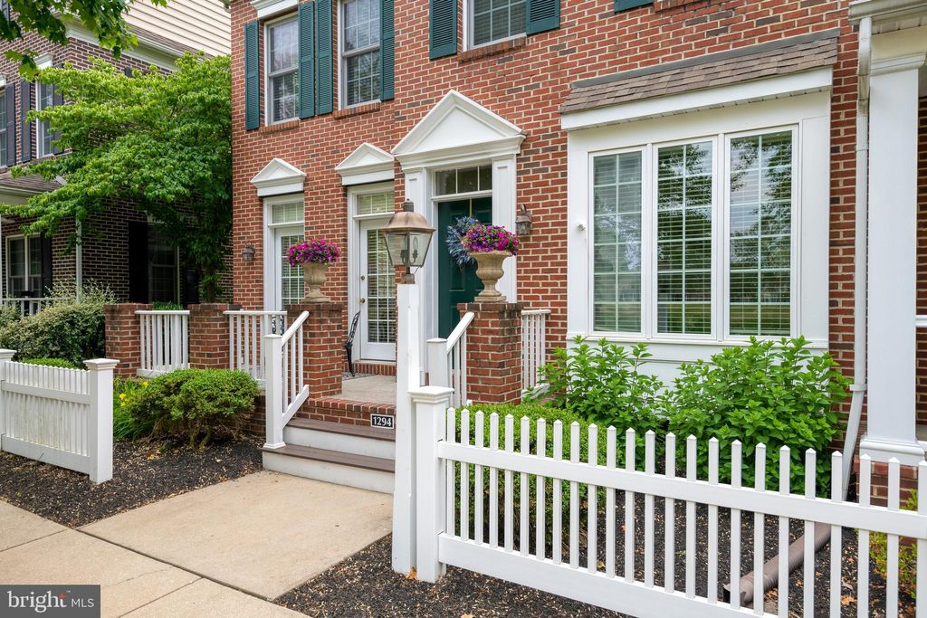 Photo of 1294 VICKERY LN, LANCASTER, PA 17601 (MLS # PALA2035874)