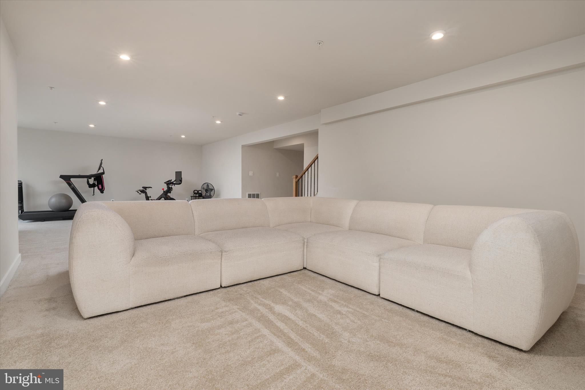 TWO RIVERS - Residential