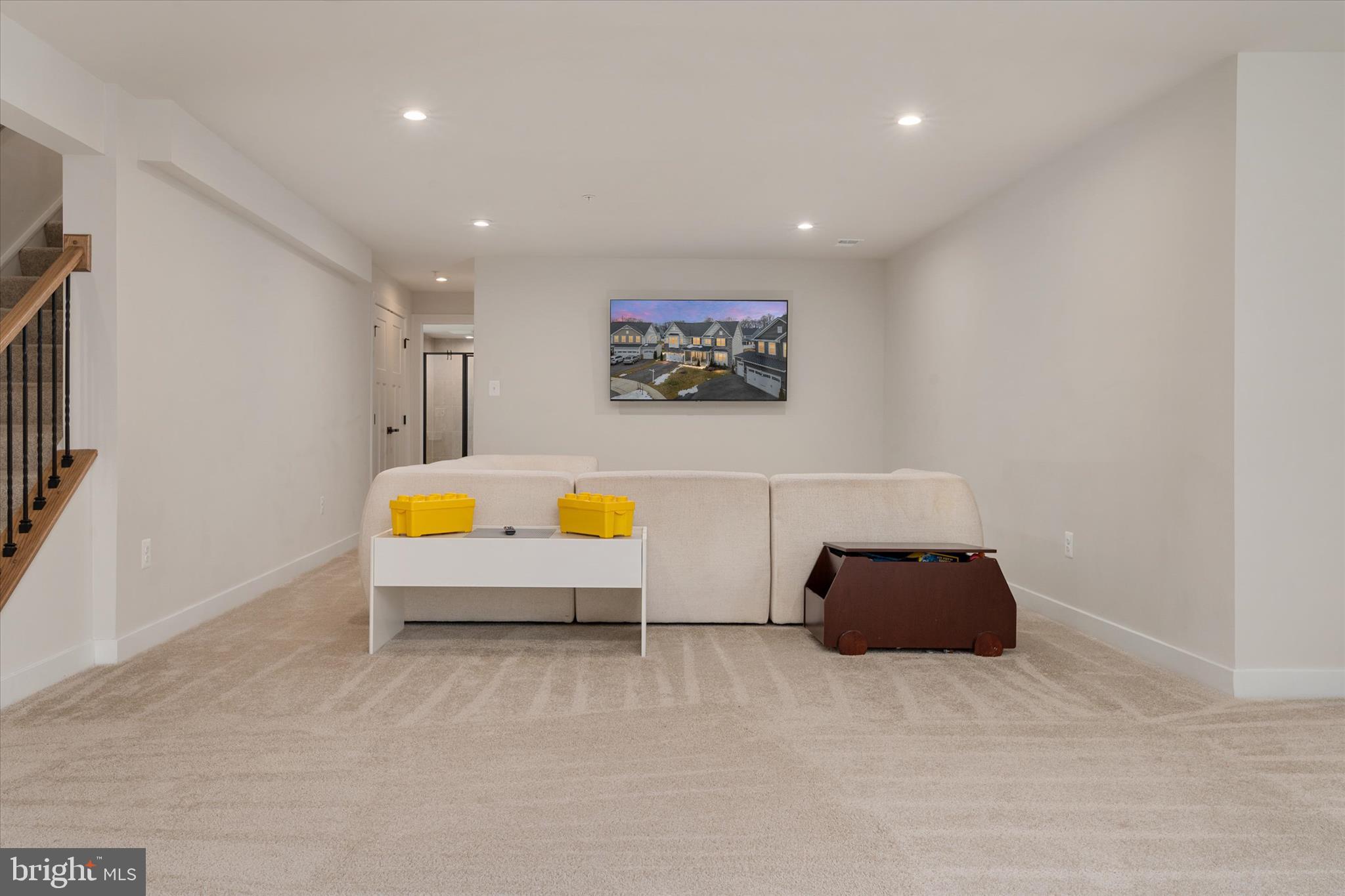 TWO RIVERS - Residential