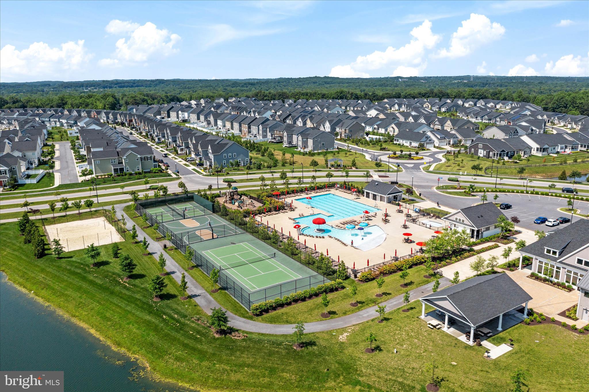 TWO RIVERS - Residential