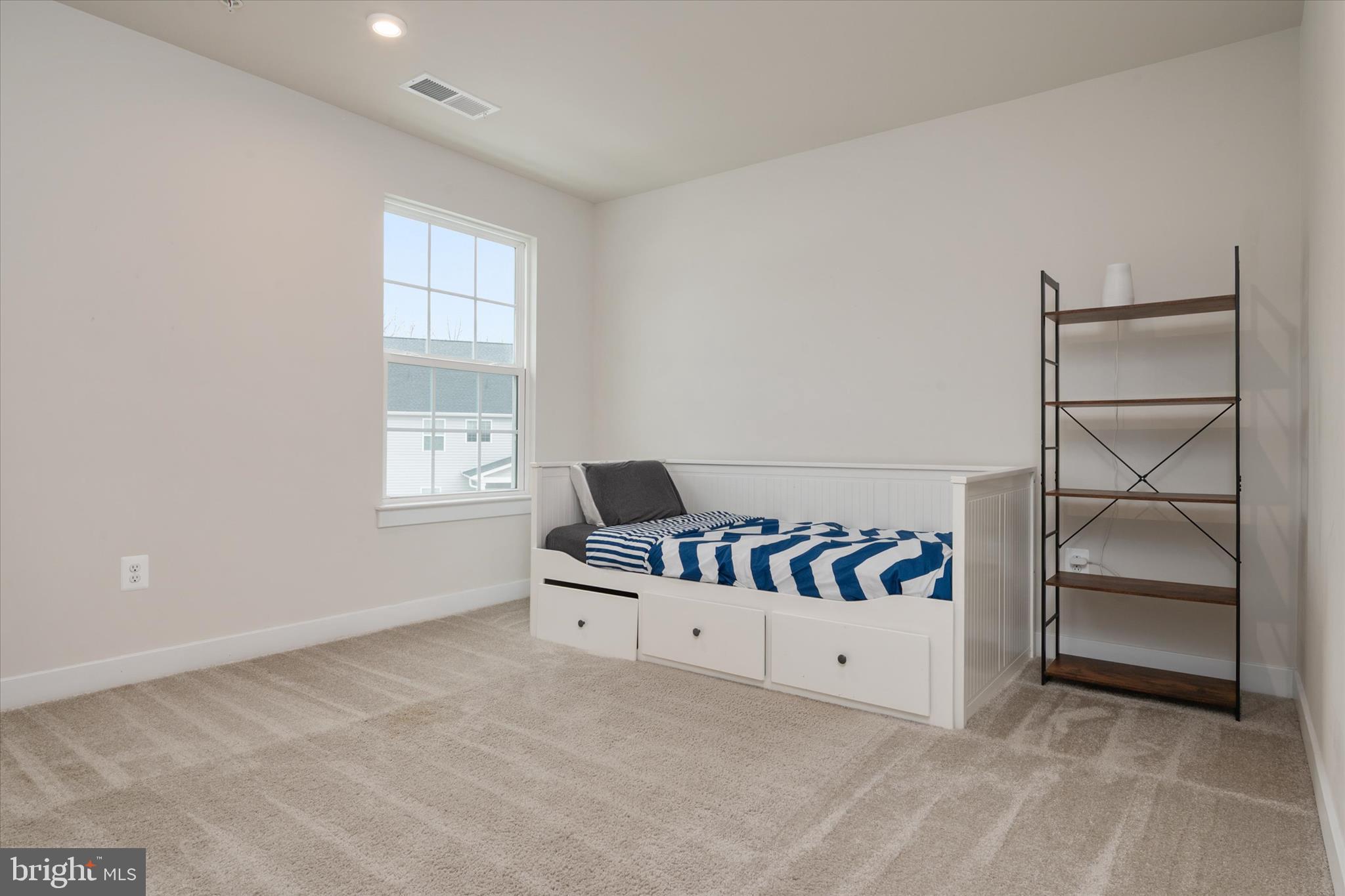 TWO RIVERS - Residential