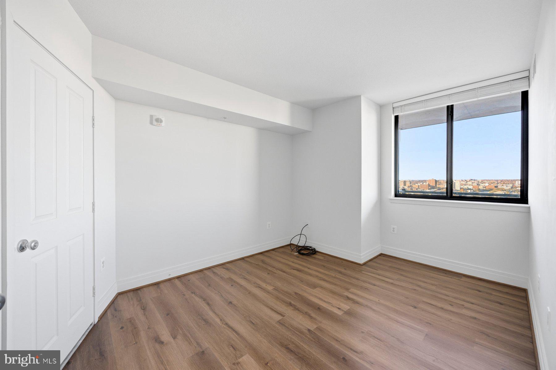 INNER HARBOR - Residential Lease