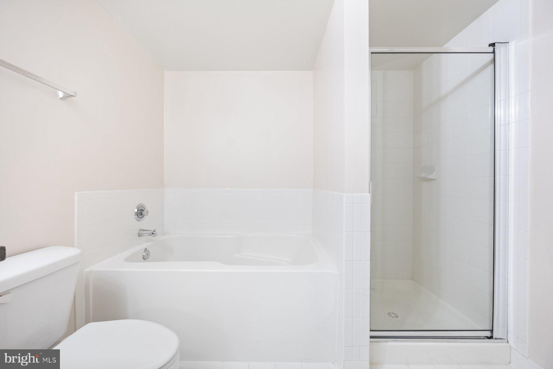 INNER HARBOR - Residential Lease