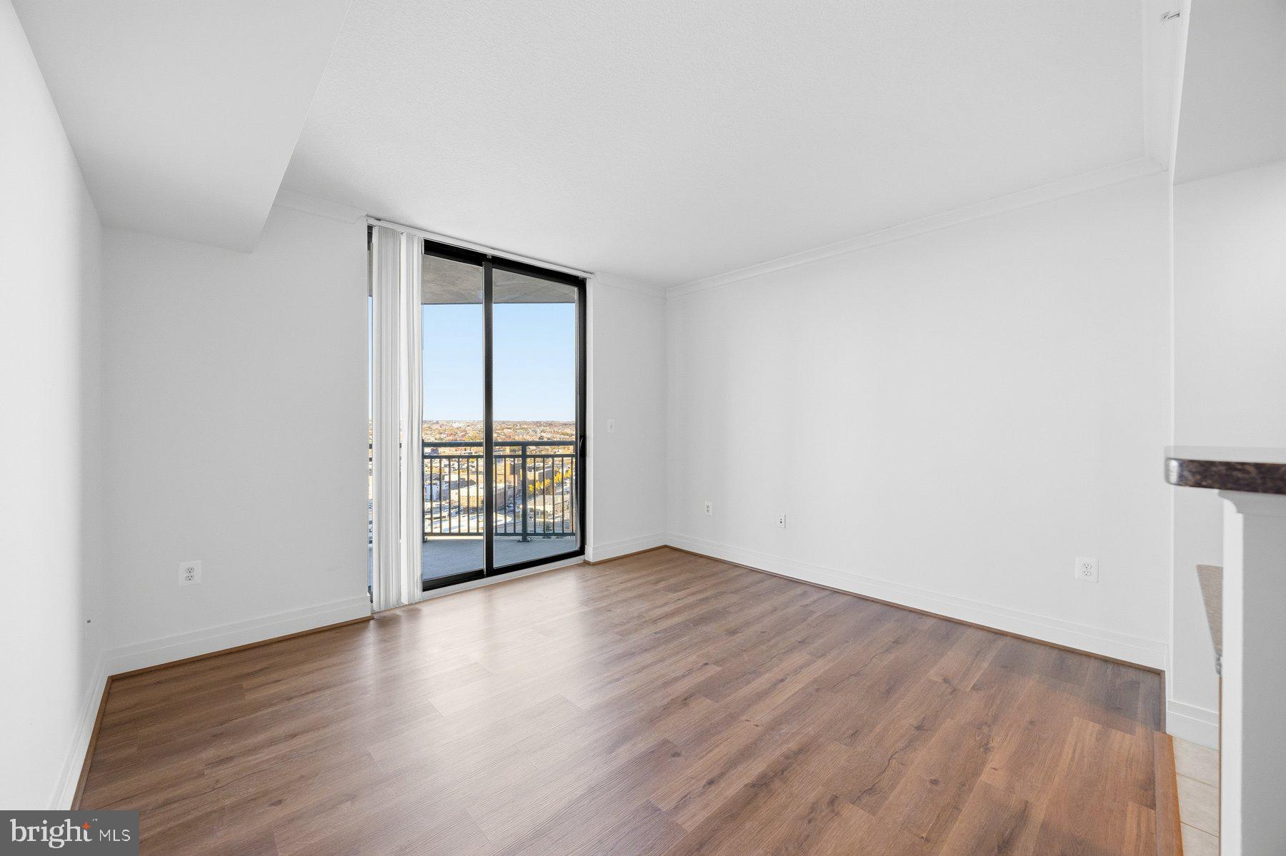 INNER HARBOR - Residential Lease