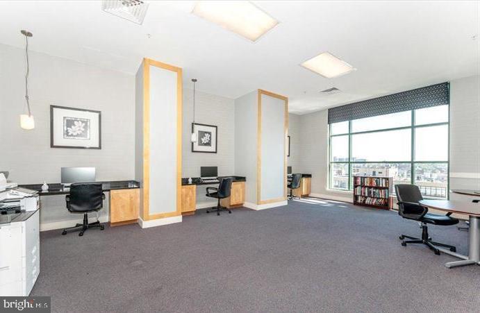 INNER HARBOR - Residential Lease