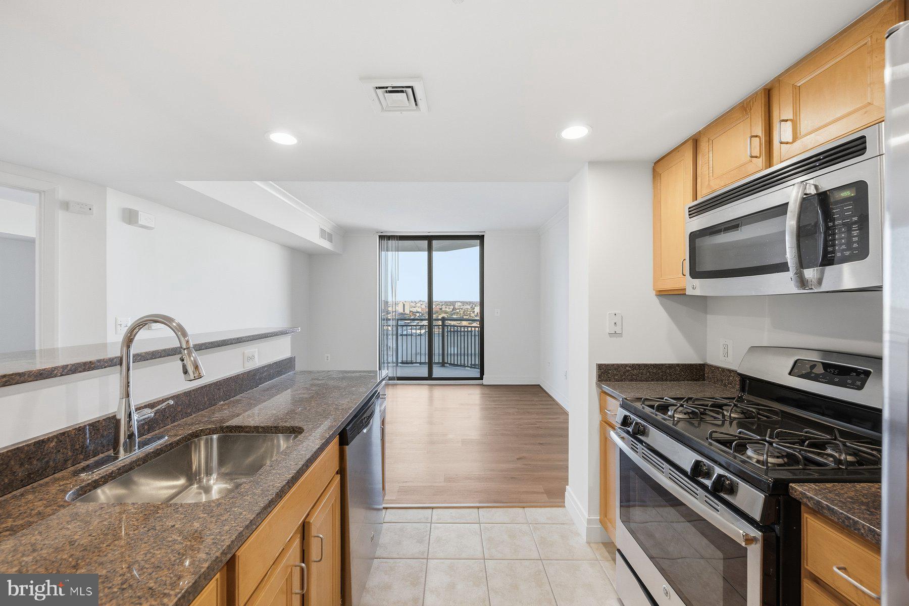 INNER HARBOR - Residential Lease