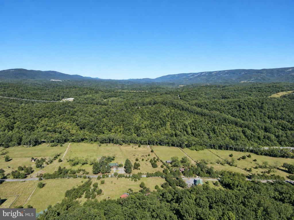 400 CROSSINGS VIEW ROAD