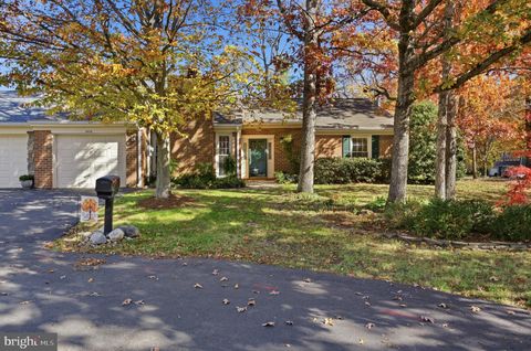 Photo of 2612 Quiet Water Cove #24, ANNAPOLIS, MD 21401 (MLS # MDAA2130328)