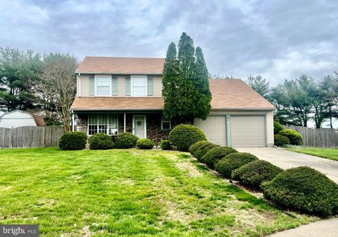 21 LAURELWOOD LANE MOUNT HOLLY NJ 08060