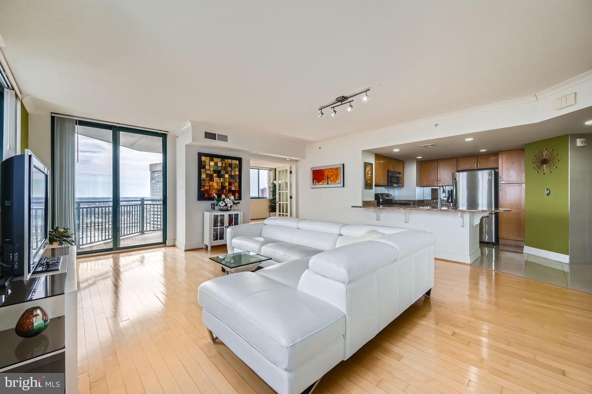 414 WATER STREET 2713