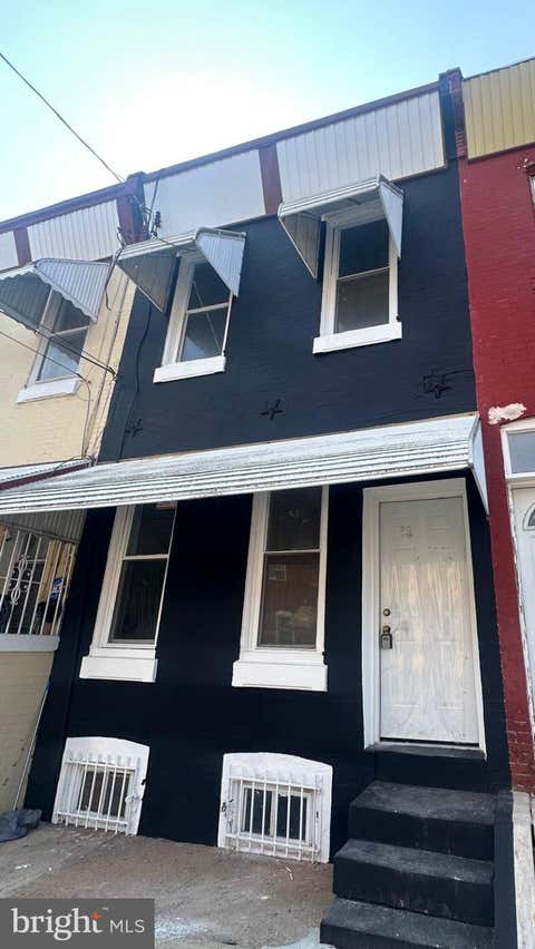 Townhouse For Sale - 2810 Lawrence Street<br/> PHILADELPHIA, PA 19133
