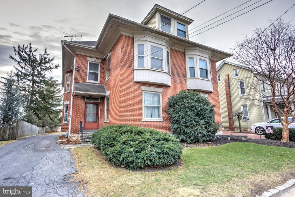 Photo of 224 W Main Street, NEW HOLLAND, PA 17557 (MLS # PALA2063932)