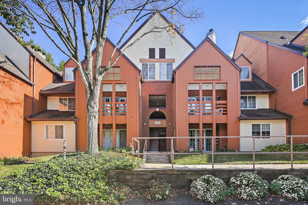 Photo of 4934 Columbia Road #7 59, COLUMBIA, MD 21044 (MLS # MDHW2060014)