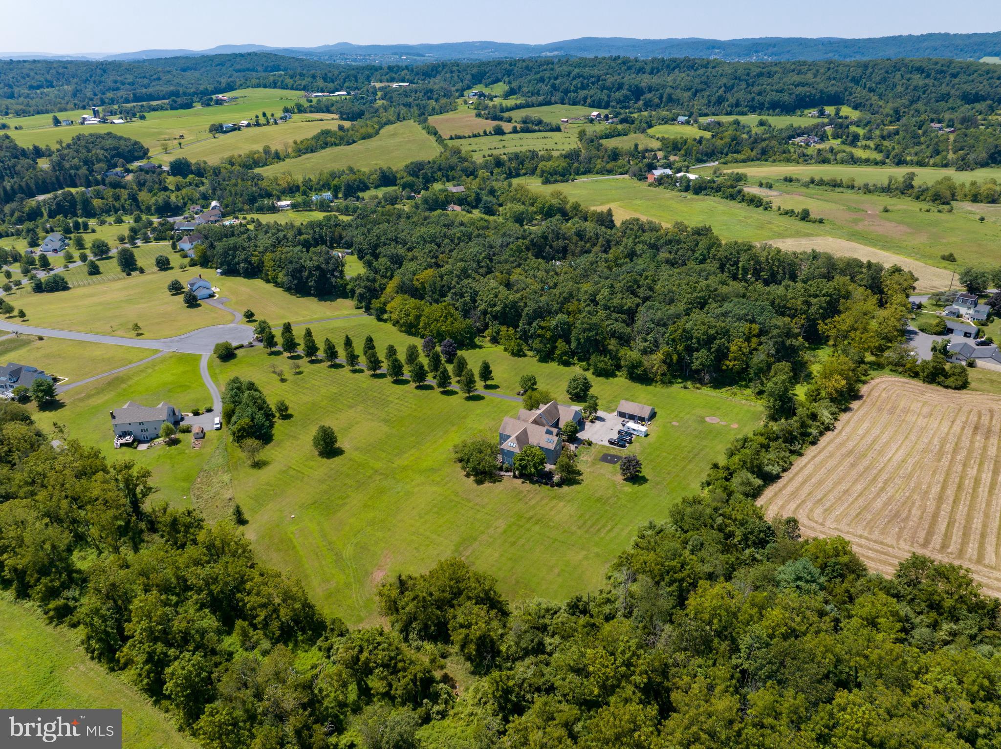 FOX HOLLOW - Residential