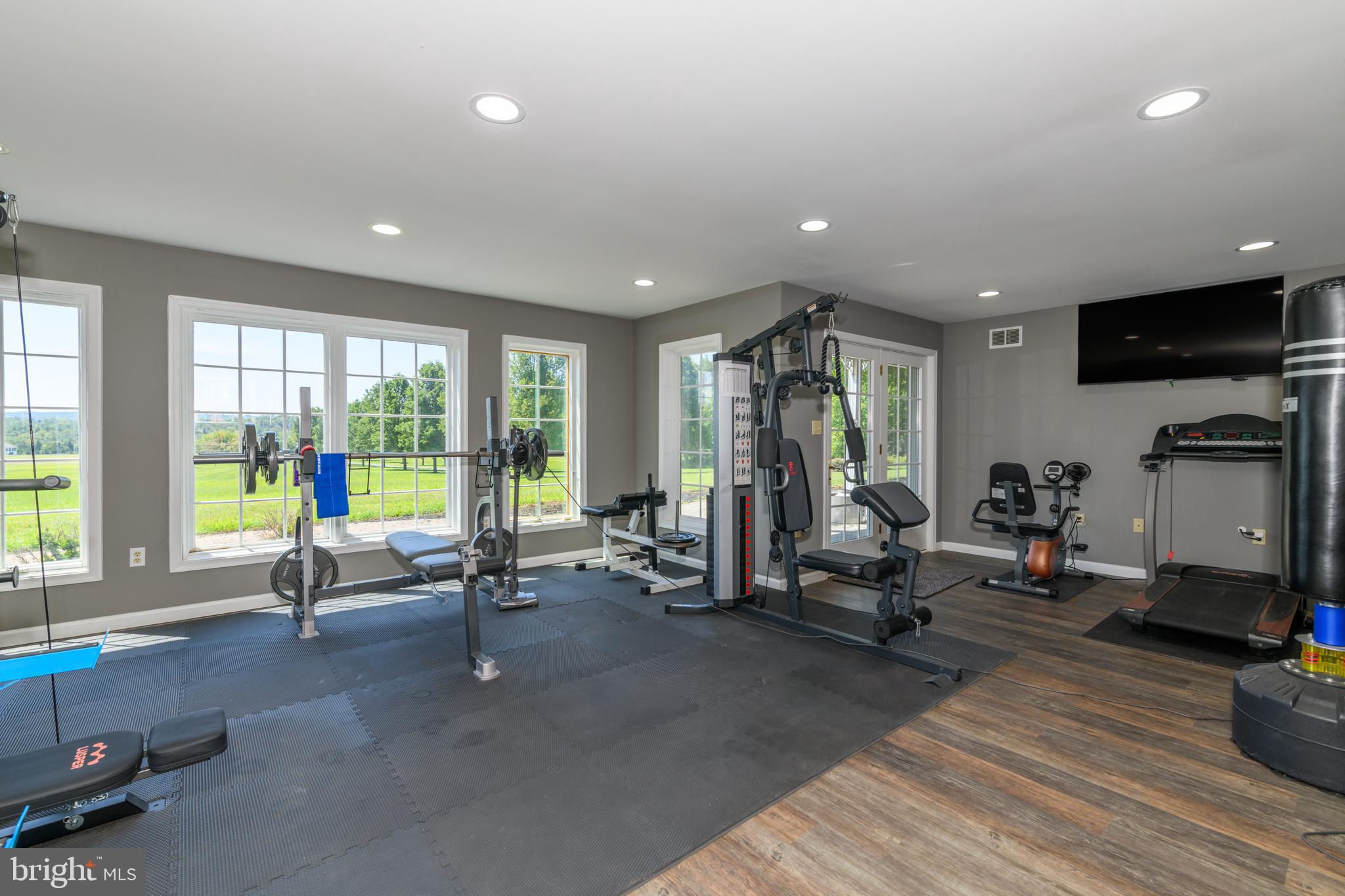 FOX HOLLOW - Residential