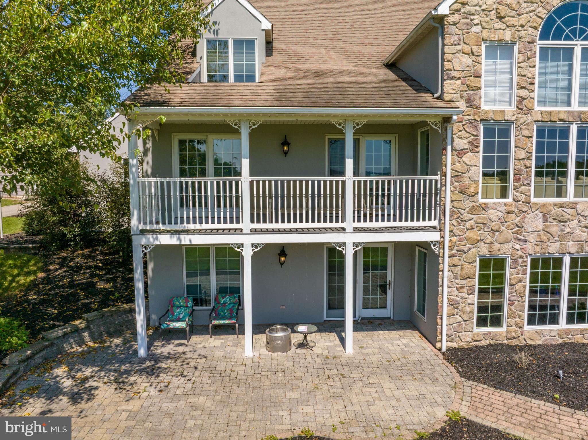 FOX HOLLOW - Residential