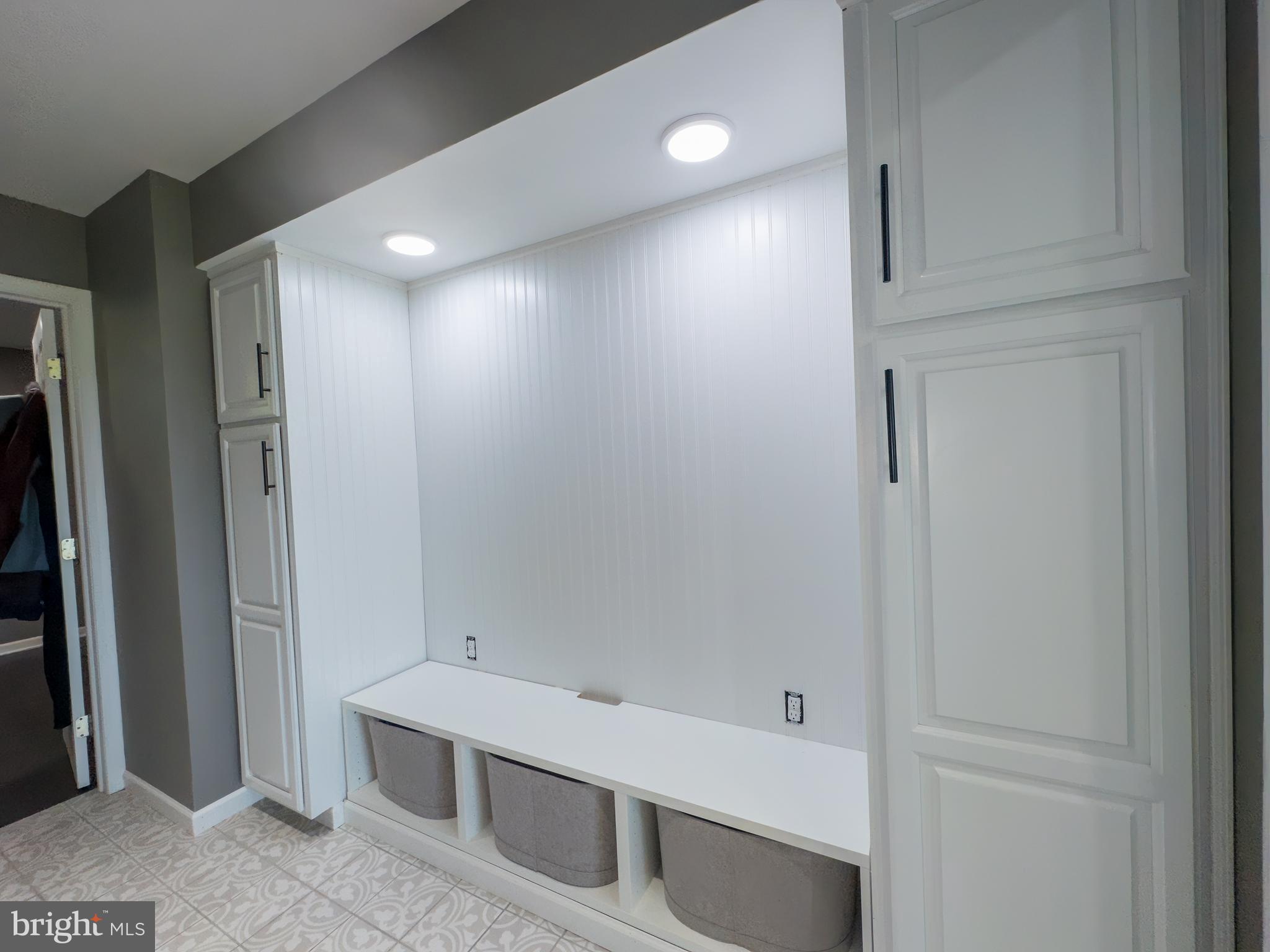 FOX HOLLOW - Residential