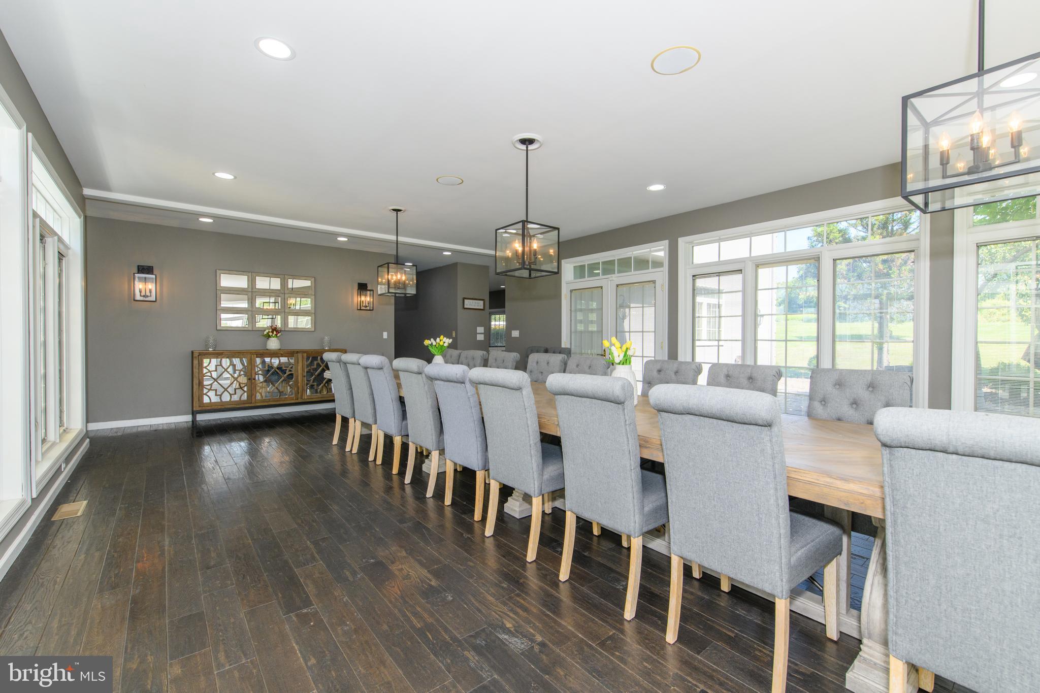 FOX HOLLOW - Residential