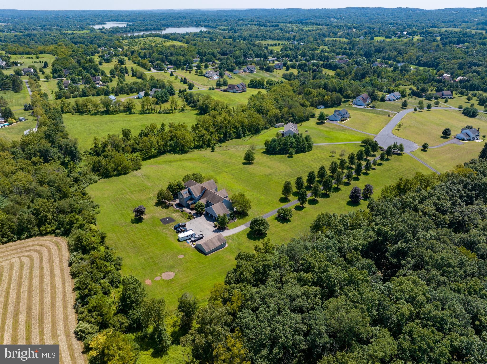 FOX HOLLOW - Residential