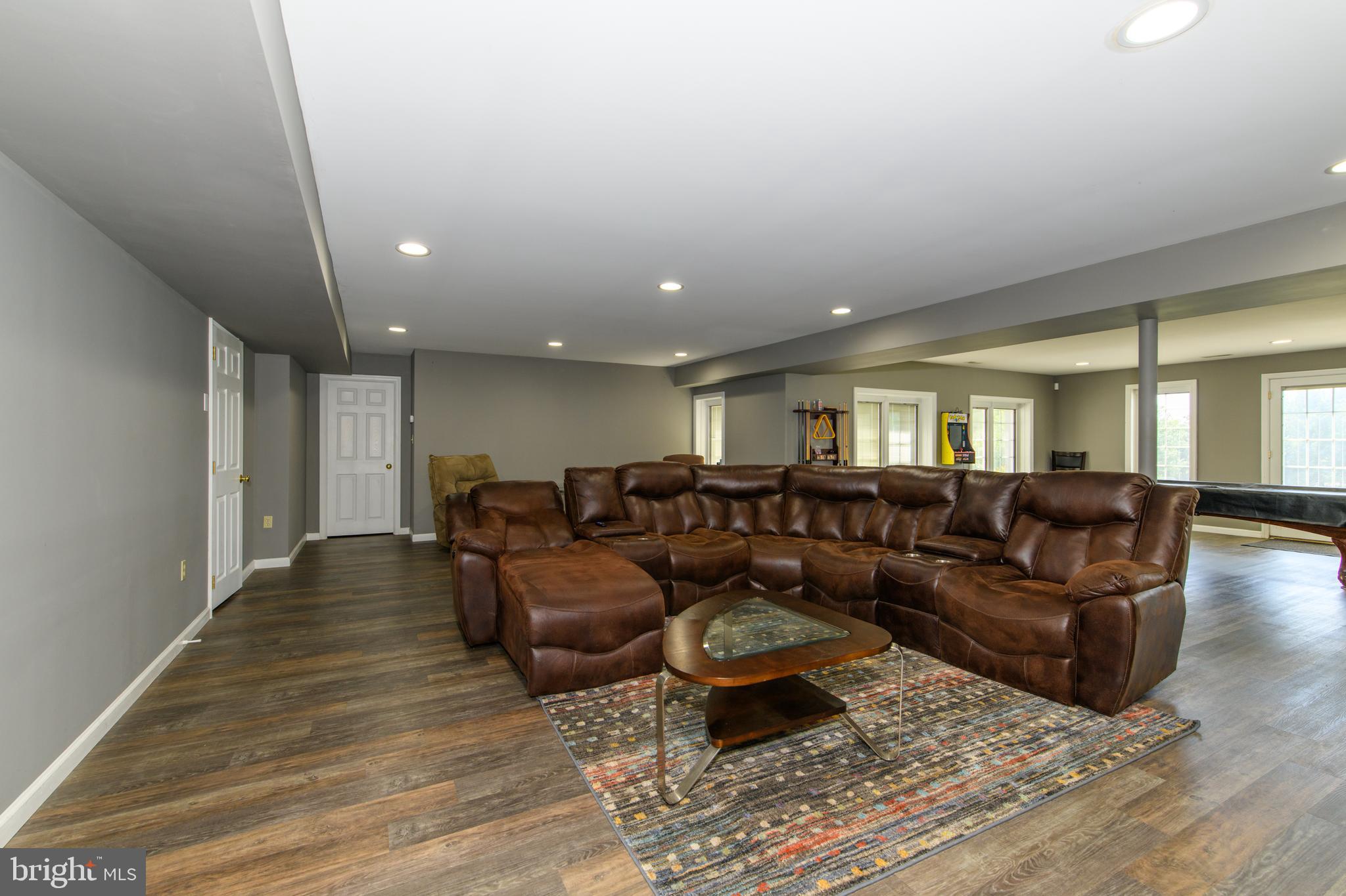 FOX HOLLOW - Residential