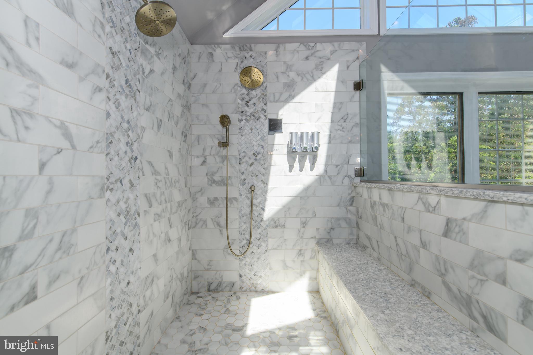 FOX HOLLOW - Residential