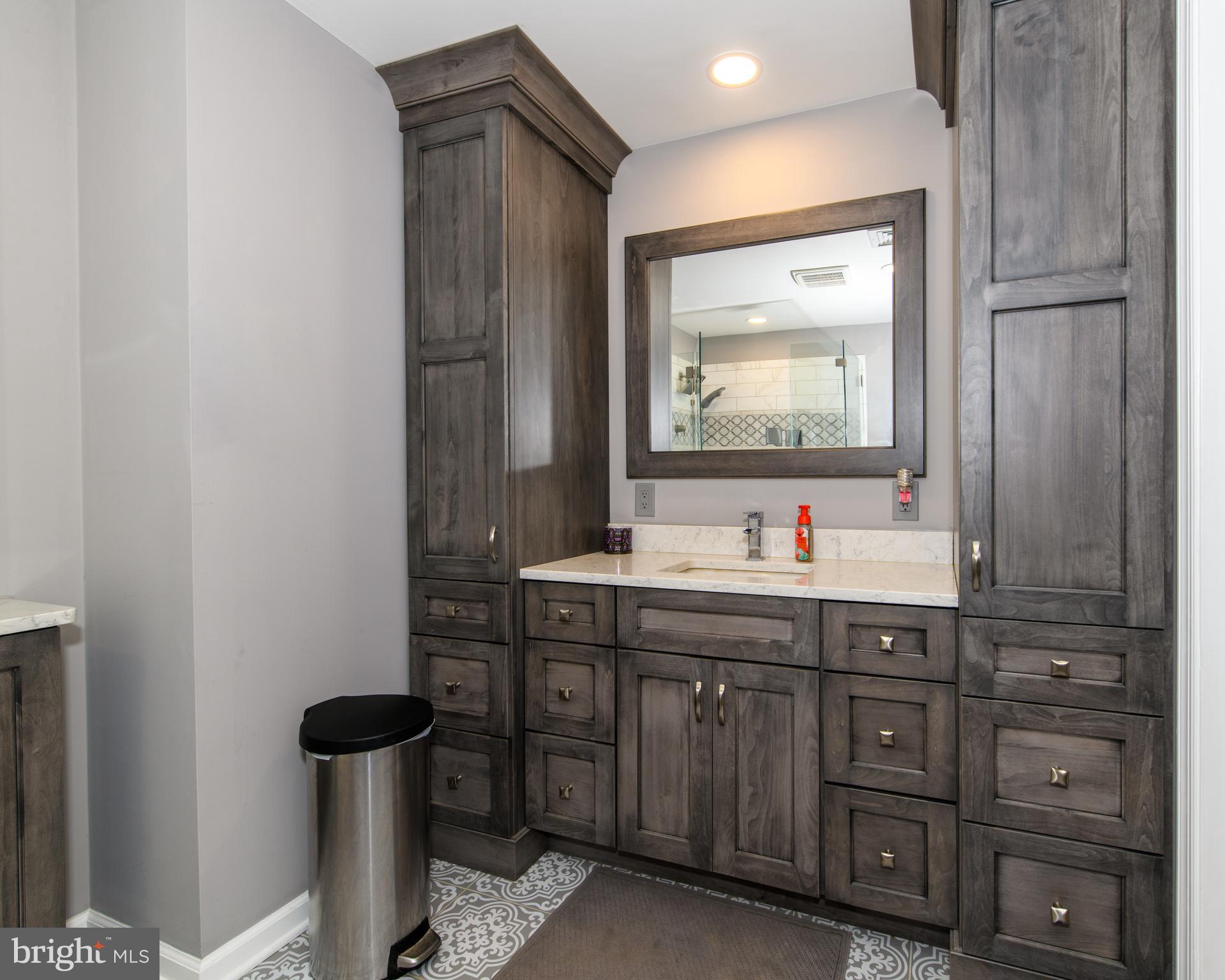 FOX HOLLOW - Residential