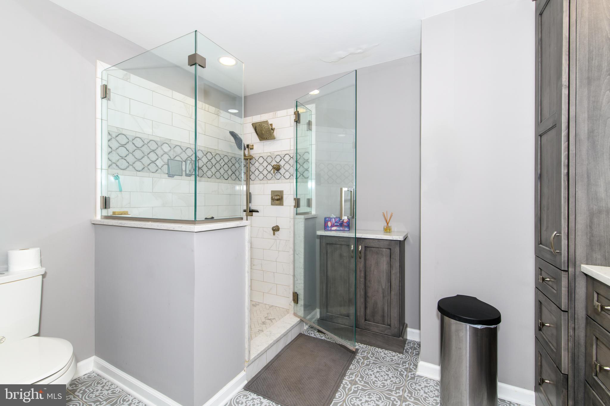 FOX HOLLOW - Residential