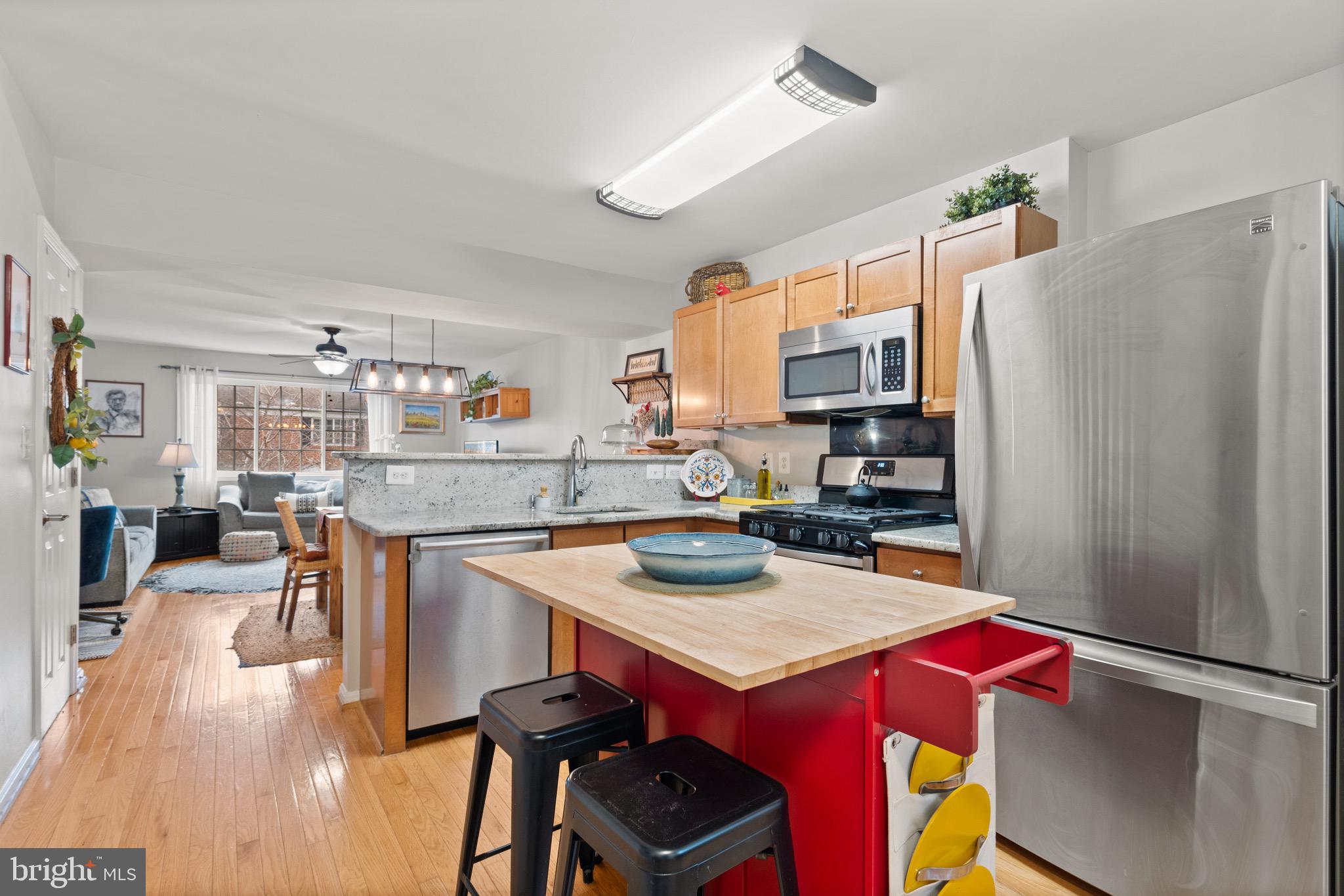 1469 N VAN DORN STREET B