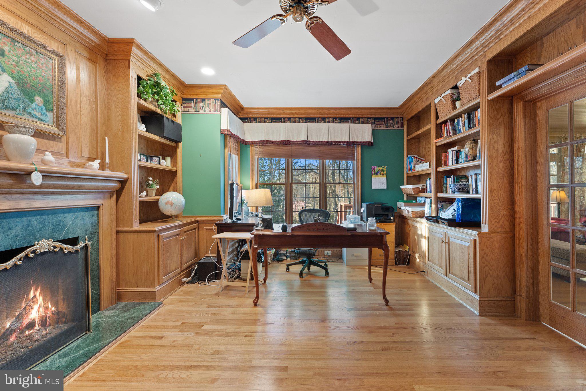 SENECA HUNT - Residential