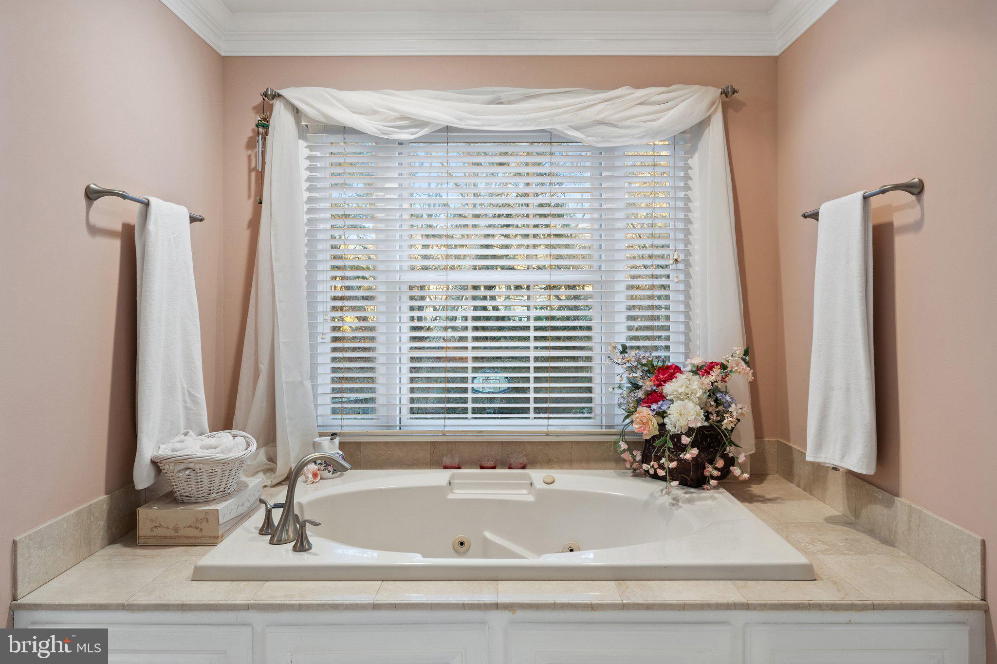 SENECA HUNT - Residential