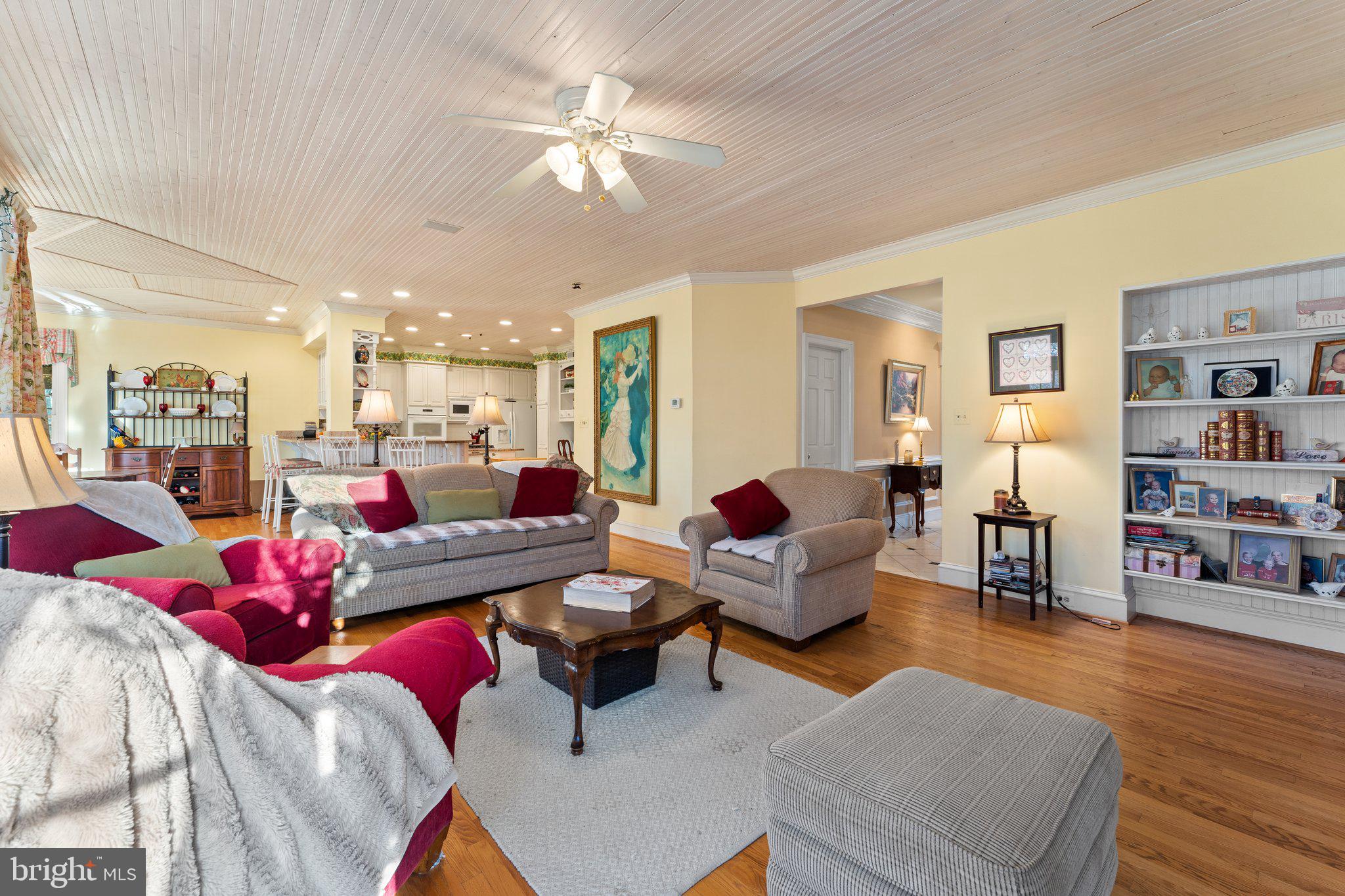 SENECA HUNT - Residential