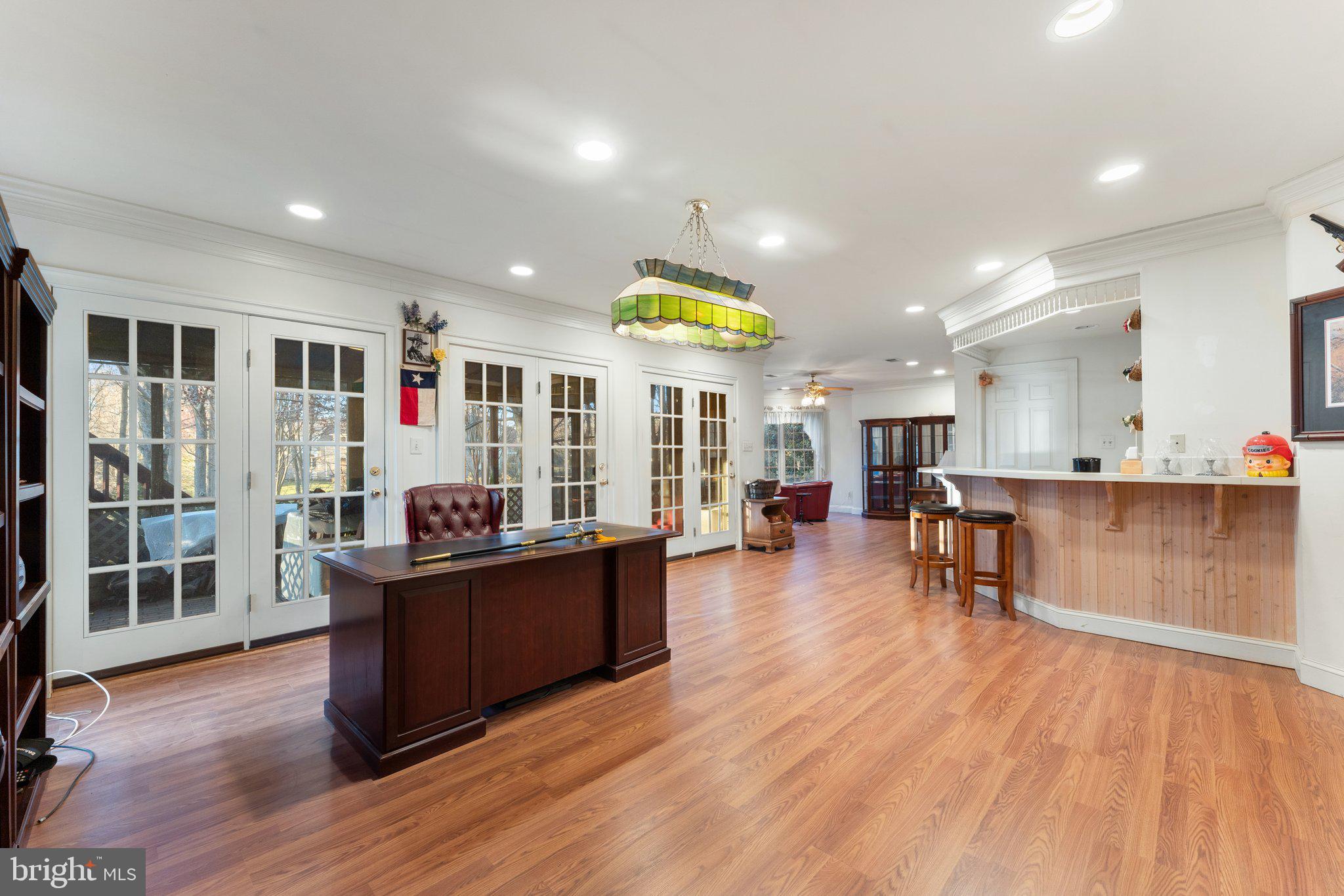 SENECA HUNT - Residential