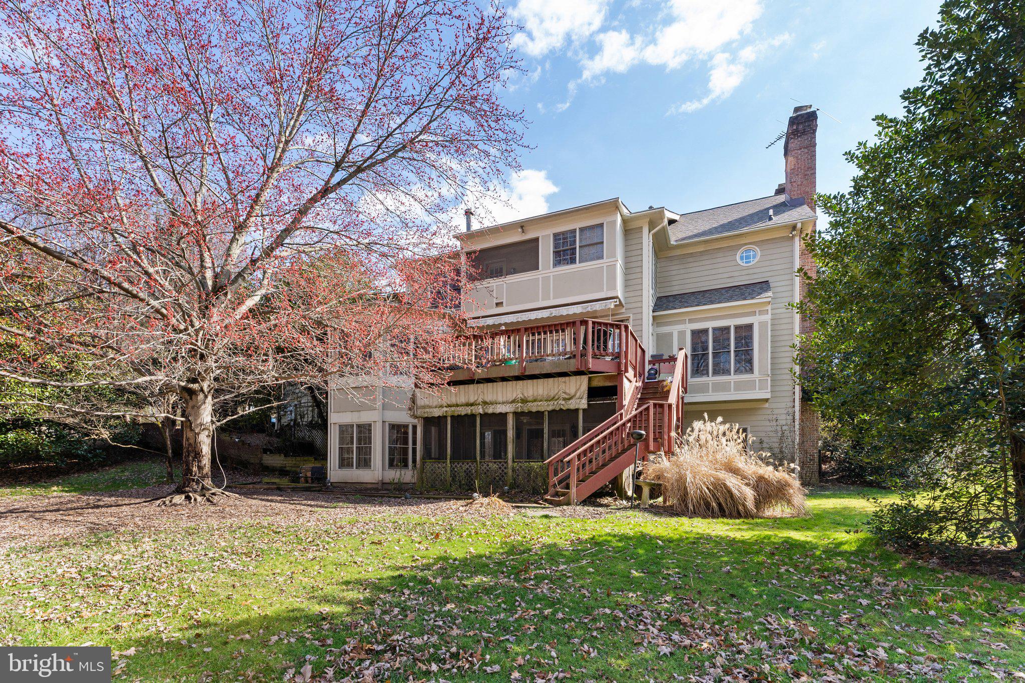 SENECA HUNT - Residential