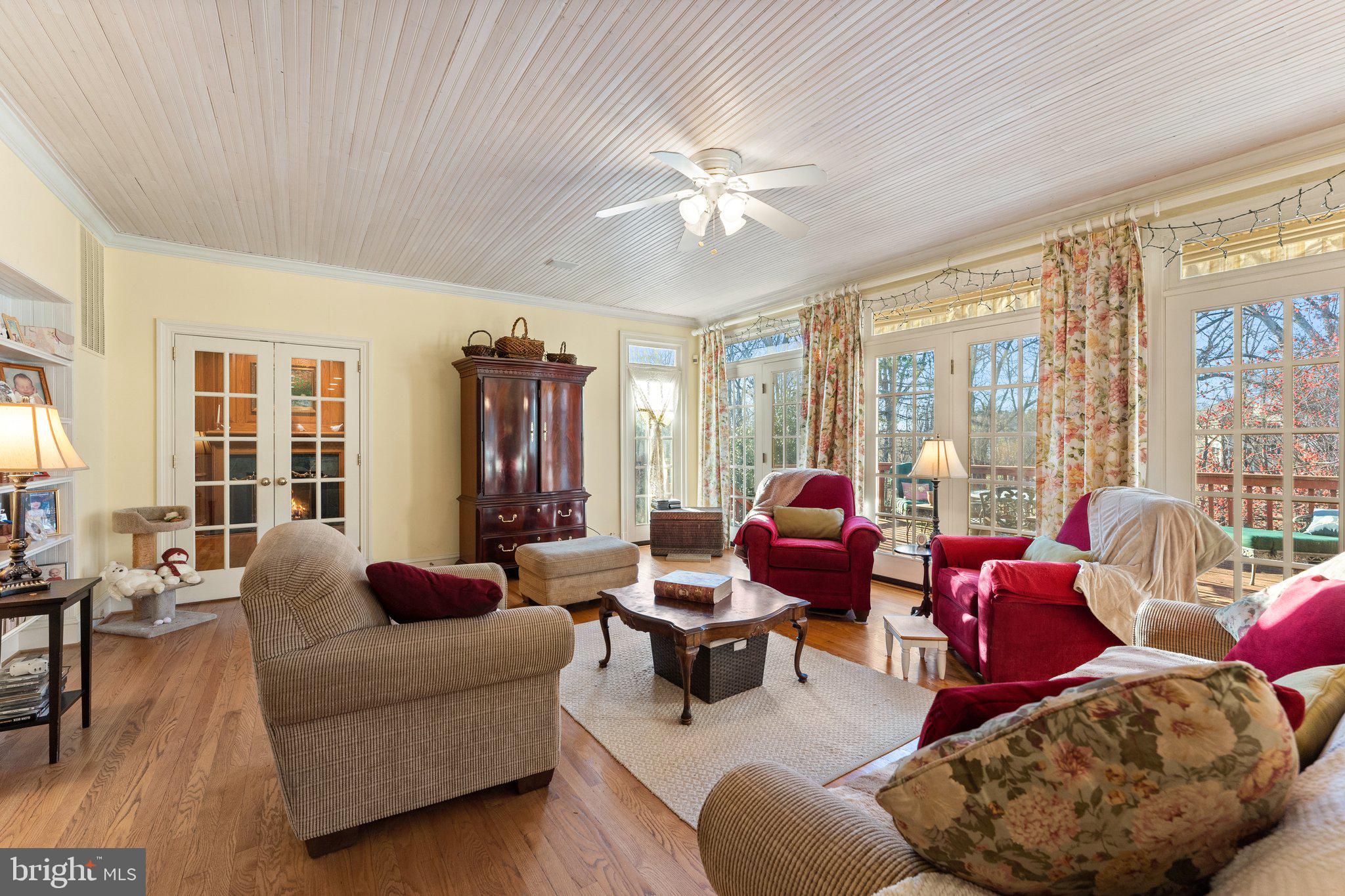 SENECA HUNT - Residential