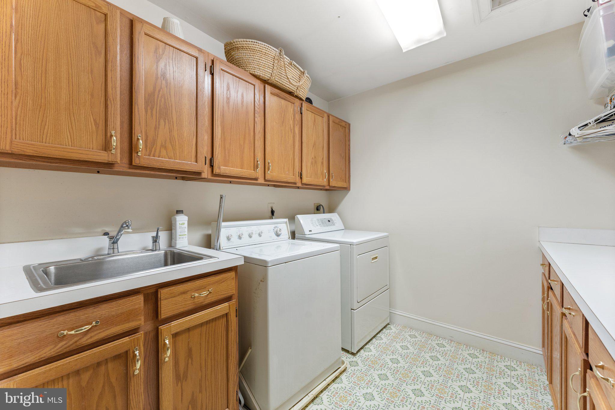 SENECA HUNT - Residential