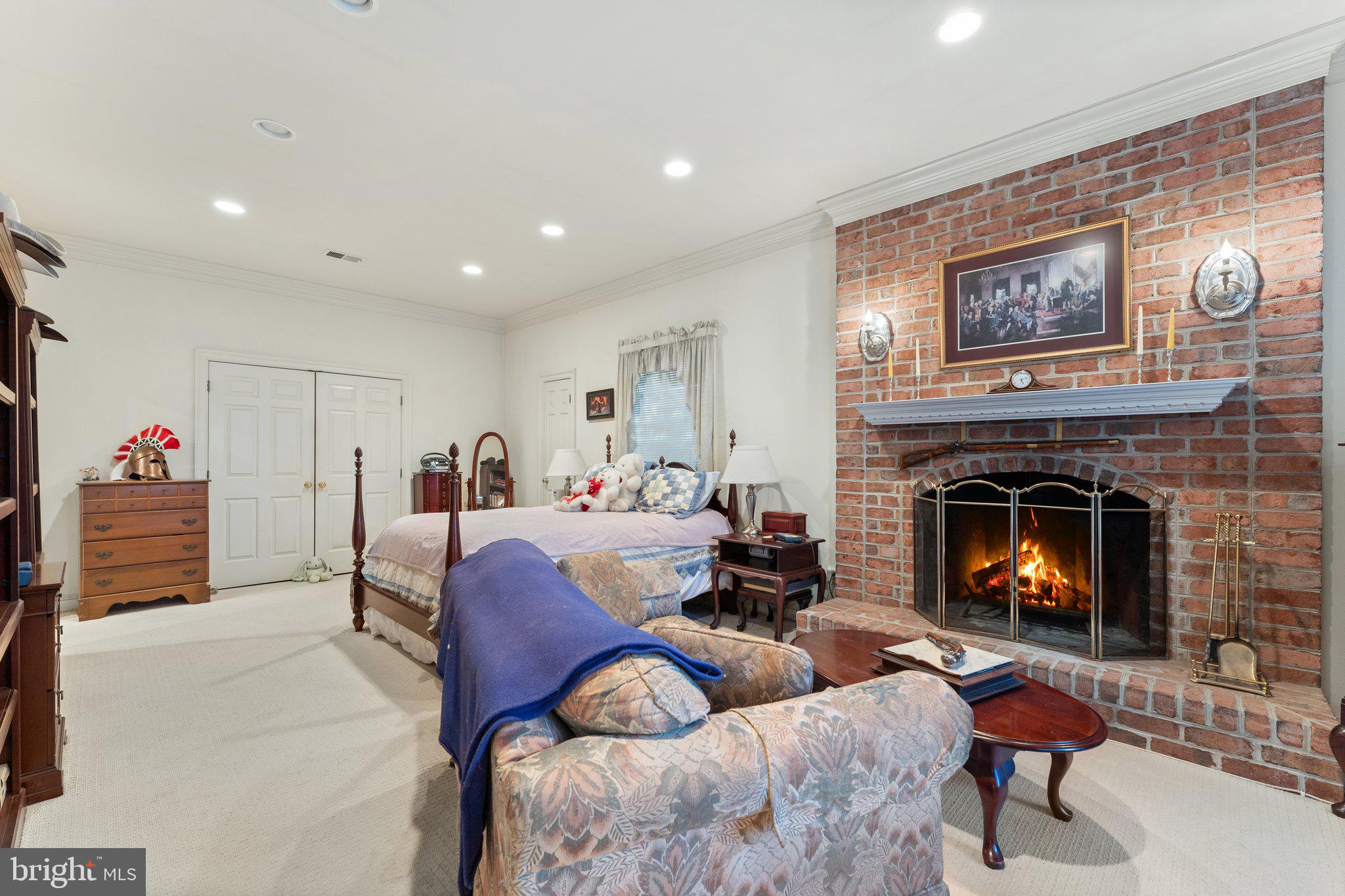 SENECA HUNT - Residential