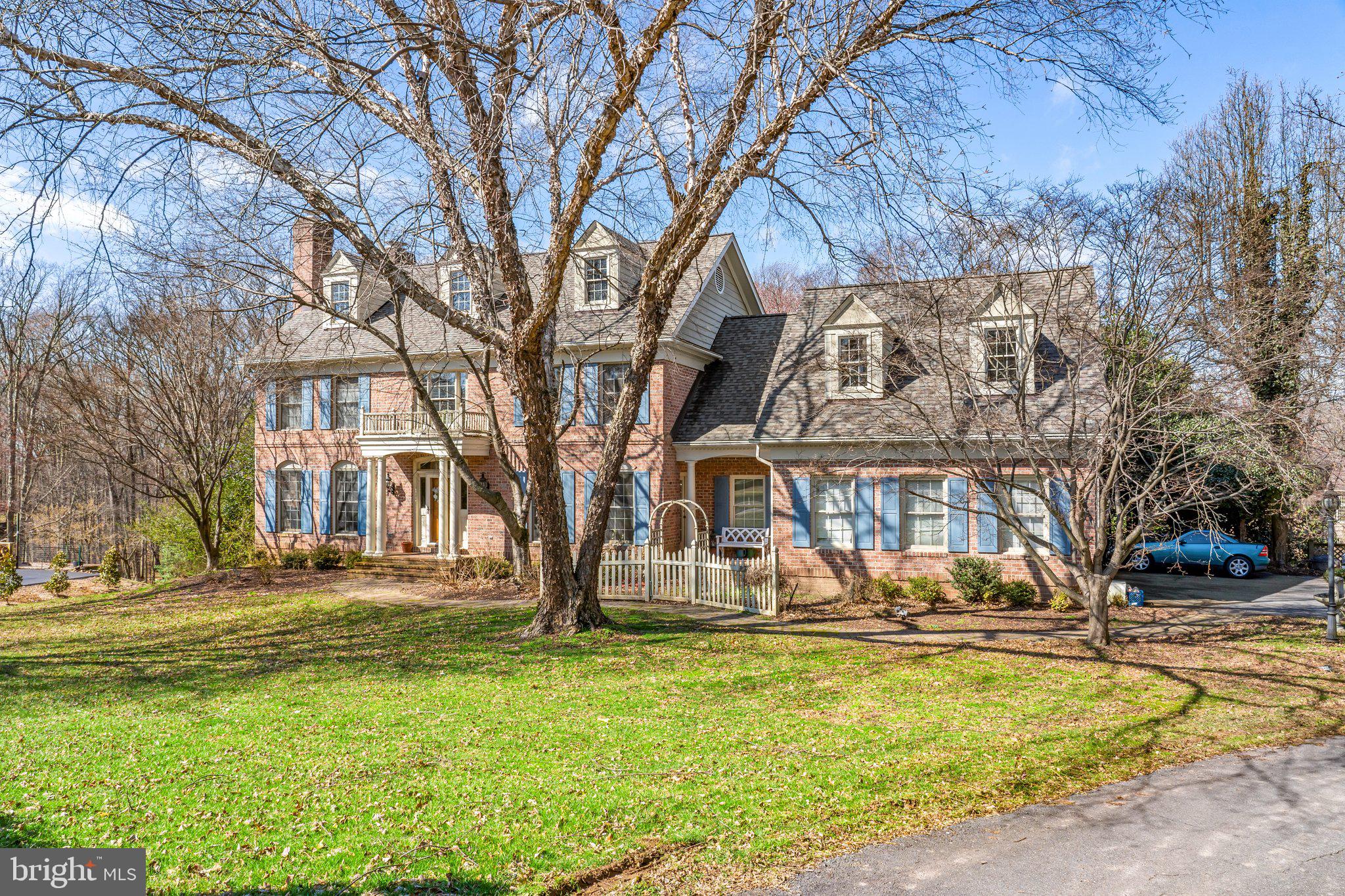 SENECA HUNT - Residential