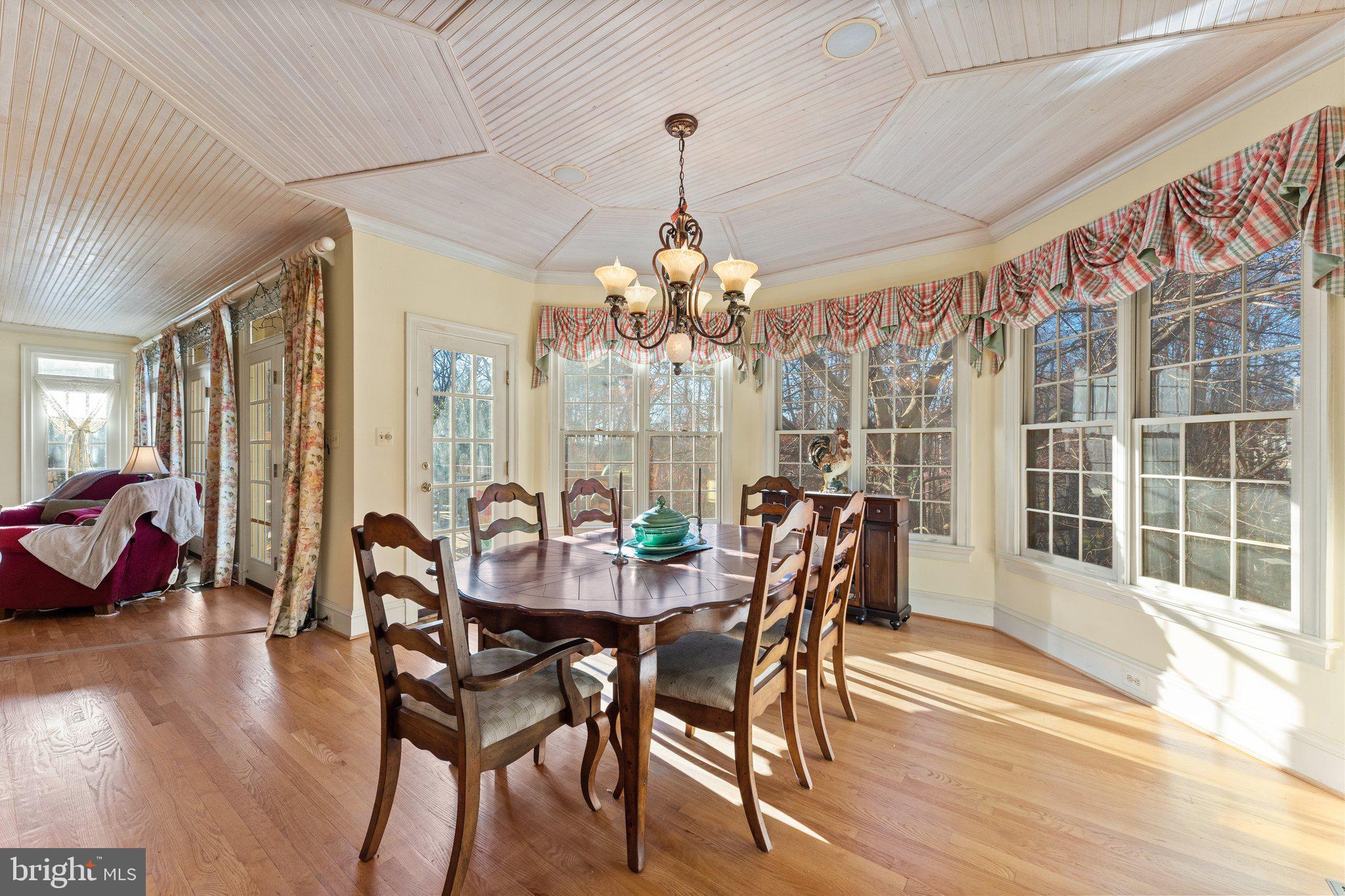 SENECA HUNT - Residential