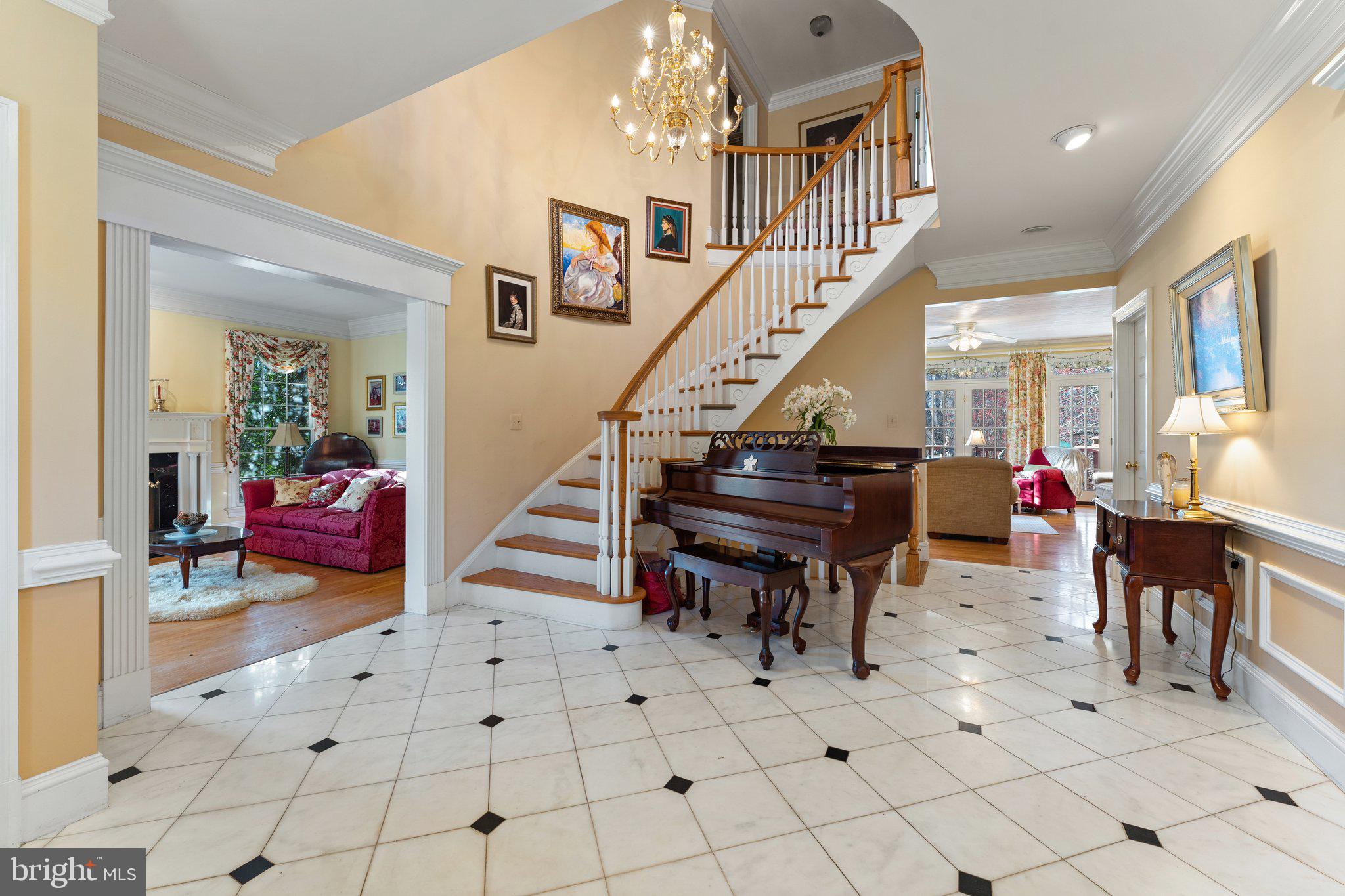 SENECA HUNT - Residential