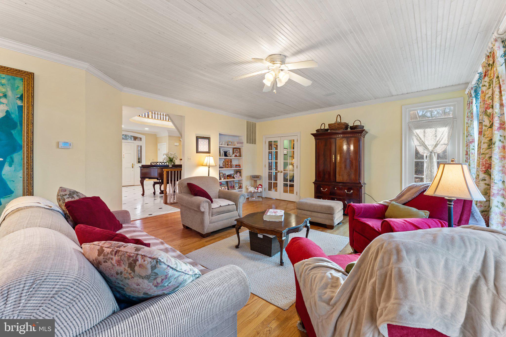 SENECA HUNT - Residential